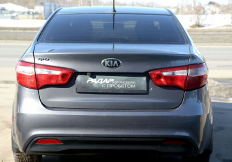Подержанный автомобиль Kia Rio Sedan 2014 года (5 фото)