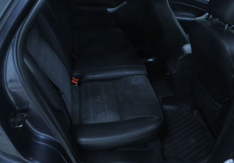 Подержанный автомобиль Ford Mondeo Sedan 2008 года (6 фото)