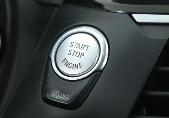 Подержанный автомобиль BMW X3 2018 года (21 фото)