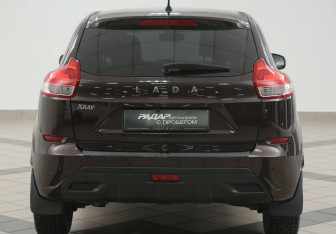 Подержанный автомобиль LADA (ВАЗ) XRAY 2018 года (3 фото)