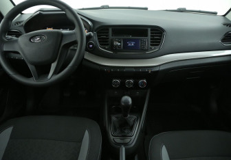 Подержанный автомобиль LADA (ВАЗ) Vesta Sedan 2024 года (12 фото)