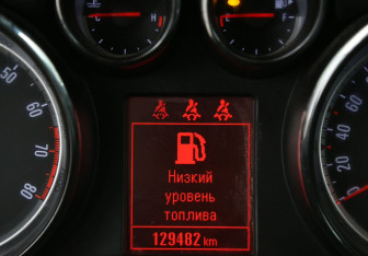 Подержанный автомобиль Opel Mokka 2013 года (18 фото)