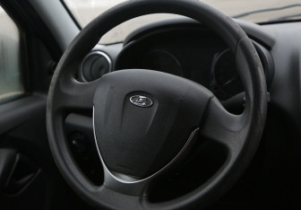 Подержанный автомобиль LADA (ВАЗ) Granta Sedan 2019 года (16 фото)