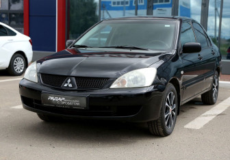 Подержанный автомобиль Mitsubishi Lancer Sedan 2007 года (3 фото)