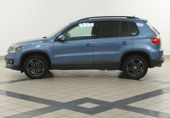 Подержанный автомобиль Volkswagen Tiguan 2014 года (7 фото)