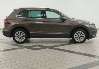 Подержанный автомобиль Volkswagen Tiguan 2017 года (5 фото)
