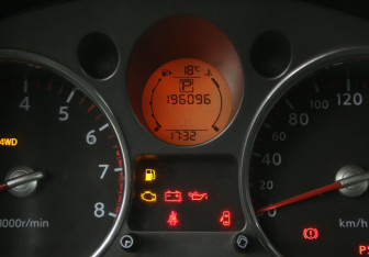 Подержанный автомобиль Nissan X-Trail 2008 года (19 фото)