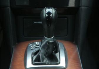 Подержанный автомобиль Infiniti FX 2012 года (15 фото)