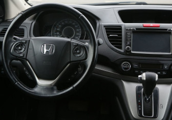 Подержанный автомобиль Honda CR-V 2014 года (14 фото)