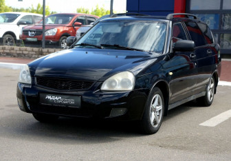Подержанный автомобиль LADA (ВАЗ) Priora Wagon 2010 года (3 фото)