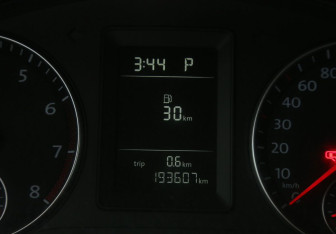 Подержанный автомобиль Volkswagen Golf Plus 2010 года (18 фото)