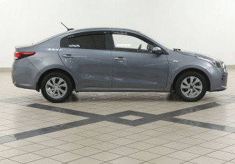 Подержанный автомобиль Kia Rio Sedan 2018 года (5 фото)