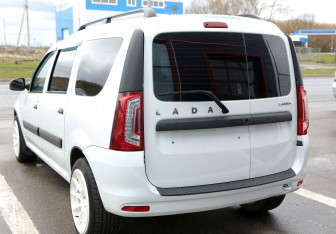Подержанный автомобиль LADA (ВАЗ) Largus Wagon 2020 года (4 фото)