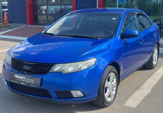 Подержанный автомобиль Kia Cerato Sedan 2010 года (5 фото)