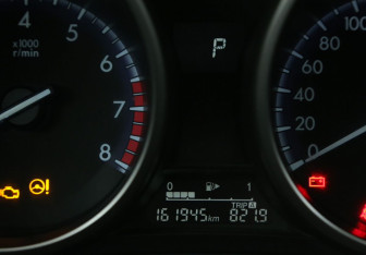 Подержанный автомобиль Mazda 3 Sedan 2012 года (18 фото)