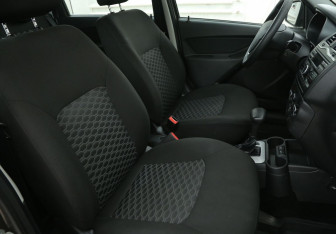 Подержанный автомобиль LADA (ВАЗ) Granta Hatchback 2020 года (10 фото)