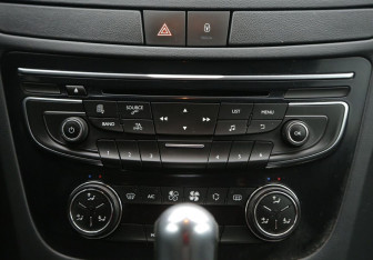 Подержанный автомобиль Peugeot 508 Sedan 2012 года (13 фото)