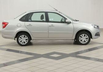 Подержанный автомобиль LADA (ВАЗ) Granta Sedan 2022 года (5 фото)