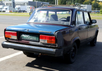 Подержанный автомобиль LADA (ВАЗ) 2107 2010 года (6 фото)
