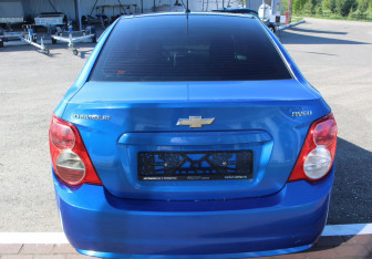 Подержанный автомобиль Chevrolet Aveo Sedan 2012 года (6 фото)