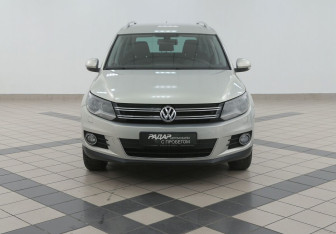 Подержанный автомобиль Volkswagen Tiguan 2013 года (3 фото)