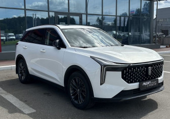 Подержанный автомобиль FAW Bestune T55 2023 года (1 фото)