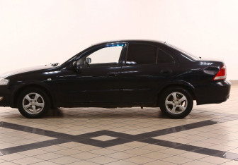 Подержанный автомобиль Nissan Almera Classic 2007 года (6 фото)
