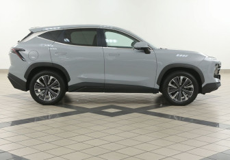 Подержанный автомобиль Jetour Dashing 2024 года (5 фото)