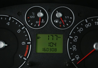 Подержанный автомобиль Ford Fusion 2007 года (17 фото)