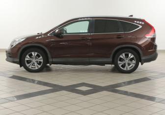 Подержанный автомобиль Honda CR-V 2013 года (7 фото)
