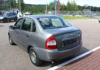 Подержанный автомобиль LADA (ВАЗ) Kalina Sedan 2008 года (5 фото)