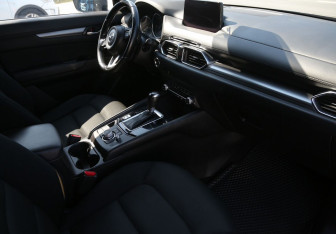 Подержанный автомобиль Mazda CX-5 2021 года (9 фото)