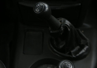 Подержанный автомобиль Chevrolet Niva 2006 года (16 фото)