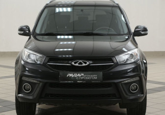 Подержанный автомобиль Chery Tiggo 3 2017 года (6 фото)