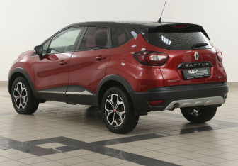 Подержанный автомобиль Renault Kaptur 2018 года (2 фото)