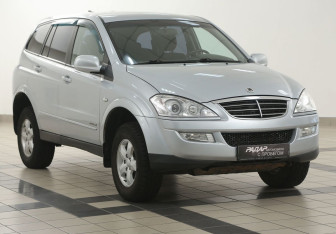Подержанный автомобиль SsangYong Kyron 2011 года (1 фото)