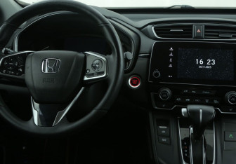 Подержанный автомобиль Honda CR-V 2018 года (14 фото)