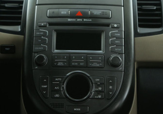 Подержанный автомобиль Kia Soul 2011 года (13 фото)