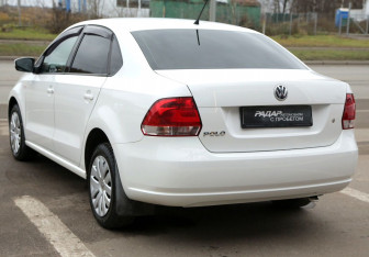 Подержанный автомобиль Volkswagen Polo Sedan 2013 года (4 фото)