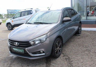 Подержанный автомобиль LADA (ВАЗ) Vesta Sedan 2016 года (3 фото)