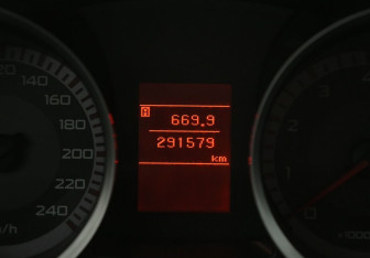 Подержанный автомобиль Mitsubishi Lancer Sedan 2007 года (18 фото)