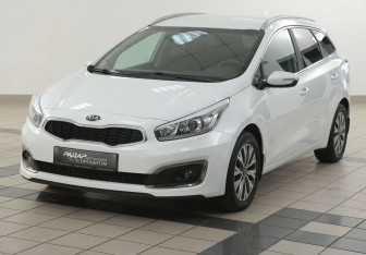 Подержанный автомобиль Kia Ceed Wagon 2018 года (8 фото)
