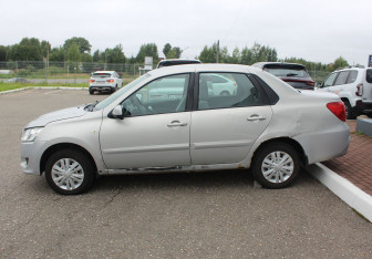 Подержанный автомобиль Datsun on-DO 2014 года (4 фото)