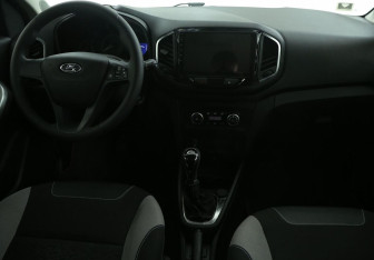 Подержанный автомобиль LADA (ВАЗ) XRAY 2018 года (12 фото)
