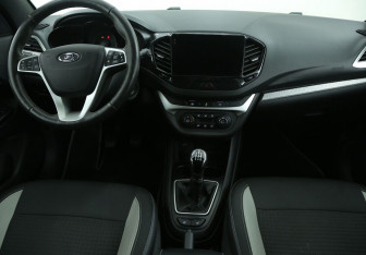 Подержанный автомобиль LADA (ВАЗ) Vesta Wagon 2022 года (12 фото)