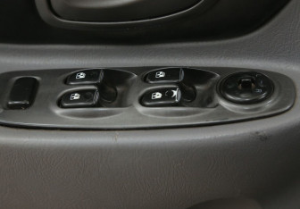 Подержанный автомобиль Hyundai Accent Sedan 2006 года (17 фото)