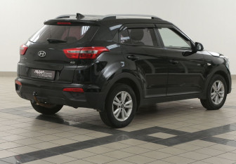 Подержанный автомобиль Hyundai Creta 2017 года (4 фото)