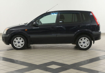 Подержанный автомобиль Ford Fusion 2007 года (7 фото)