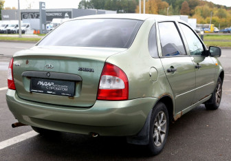 Подержанный автомобиль LADA (ВАЗ) Kalina Sedan 2010 года (6 фото)