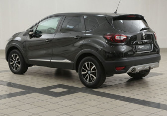 Подержанный автомобиль Renault Kaptur 2019 года (2 фото)